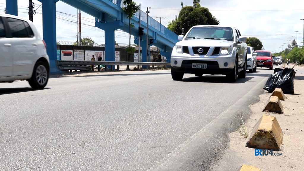 Motoristas enfrentam dificuldades no trânsito de Maceió