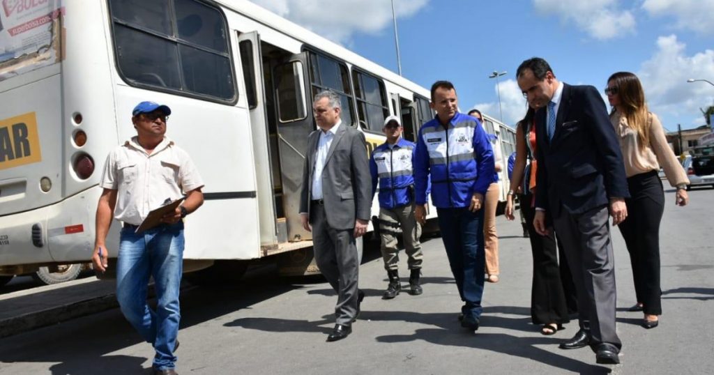 MPE/AL fiscaliza transportes escolares da rede pública de ensino