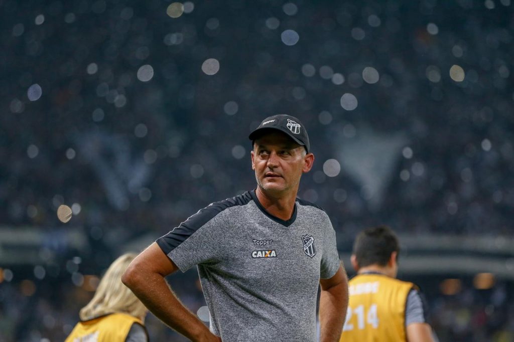 Ceará enfrenta Sport fora de casa, em luta contra o rebaixamento