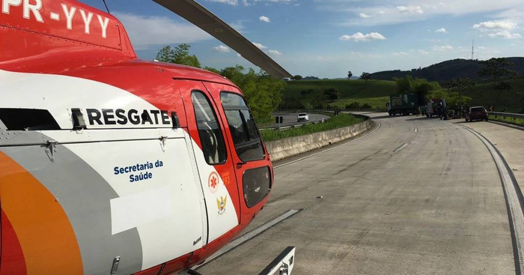 Casal fica ferido após colisão e é socorrido pelo Samu Aeromédico