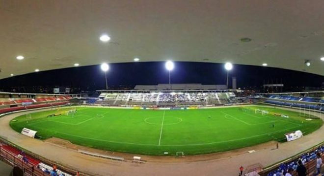 Estádio Rei Pelé também precisa apresentar laudos para realizar partidas ao longo ano (Créditos: Reprodução/Instagram)