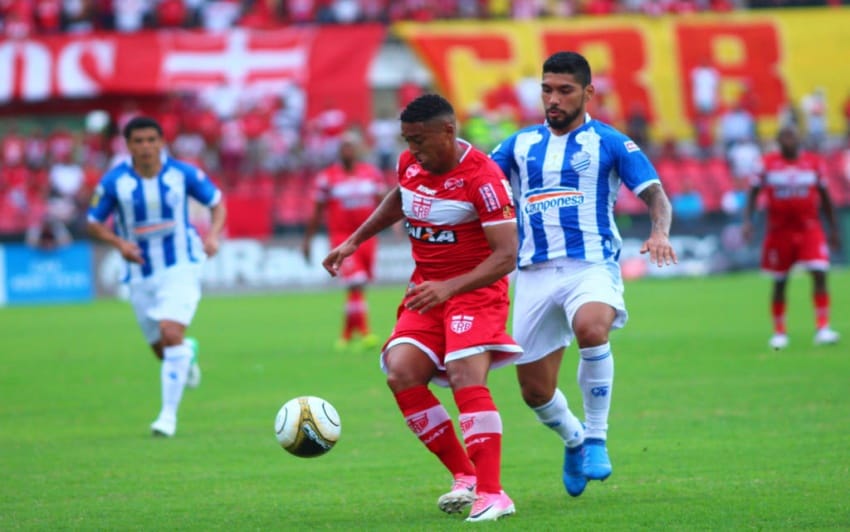 CSA e CRB só se distanciam no saldo de gol (Crédito: Reprodução/Imagem - Ailton Cruz)