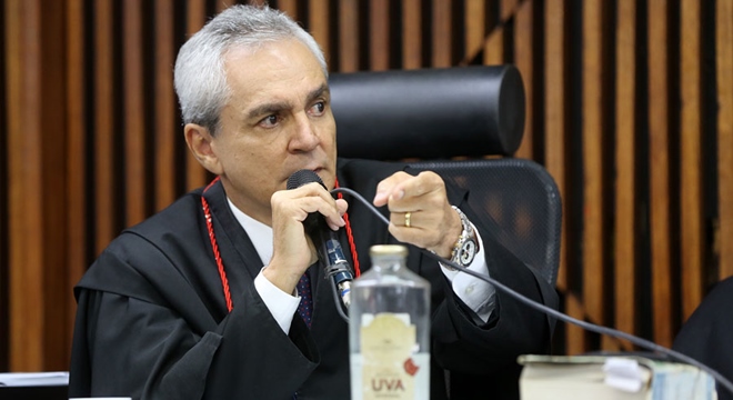 Promotor Antônio Vilas Boas conseguiu convencer o Conselho de Sentença (Crédito: Reprodução)