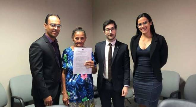 Alaide Isabel da Conceição, nasceu em Colônia Leopoldina, no dia 12 de outubro de 1953, mas nunca teve Certidão de Nascimento ou outros documentos — © Assessoria