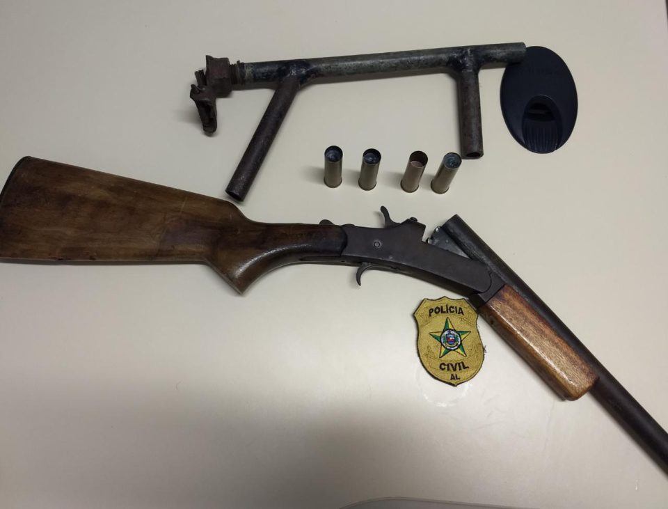 Armas apreendidas na operação (Crédito: PC/AL)