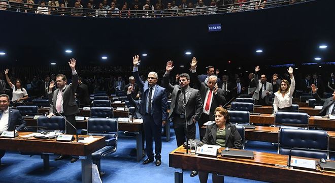 O texto reforça o papel das comunidades terapêuticas no tratamento de dependentes e facilita a internação involuntária, contra a vontade do dependente - © Agência Senado
