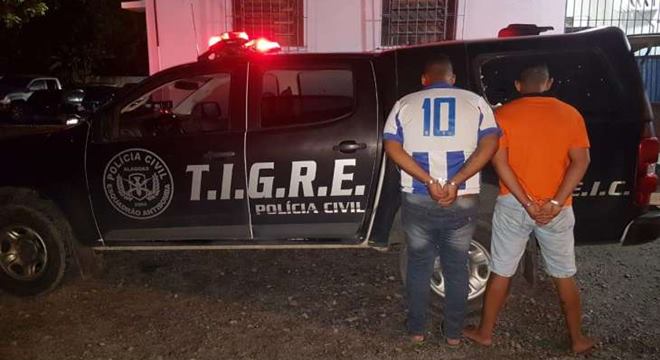 Segundo a polícia, a dupla estava sendo investigada há cerca de 15 dias pelo Núcleo de Inteligência e pelo Tigre - © PC/AL