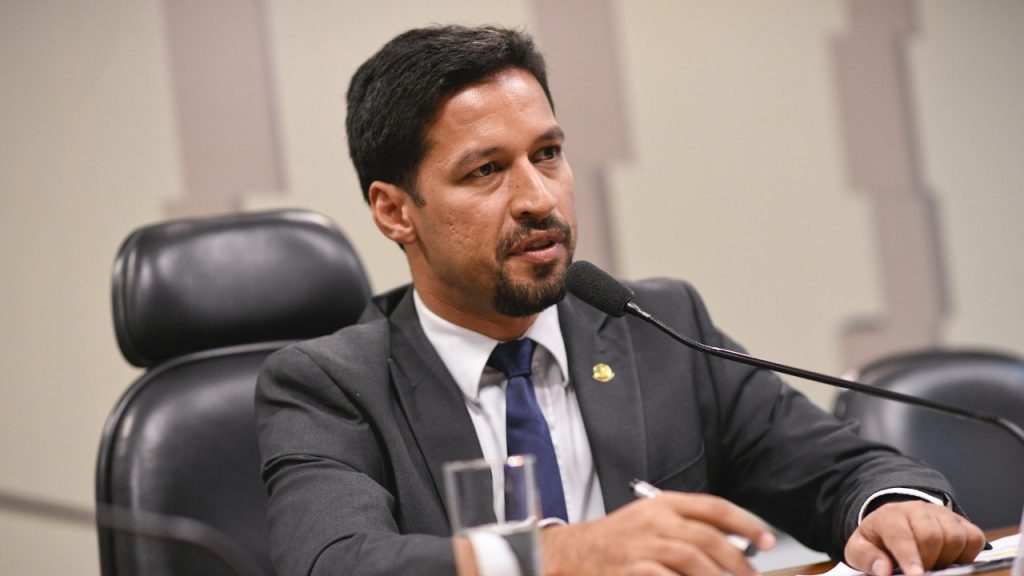 Senador Rodrigo Cunha — © Reprodução