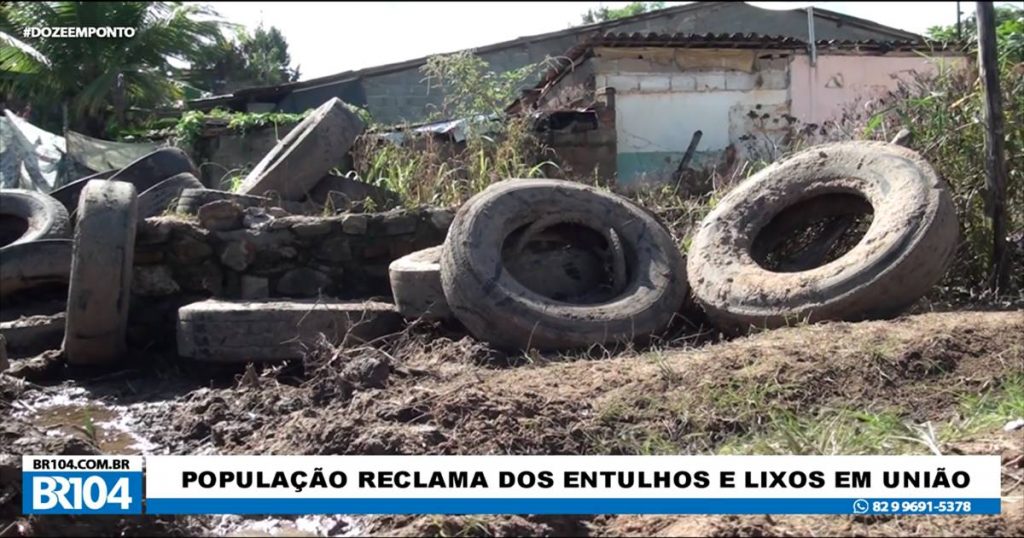 Moradores reclamam do acúmulo de lixo e entulho em bairro de União