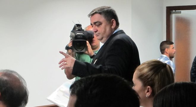 Advogado do CSA Osvaldo Sestário — © Gustavo Rotstein