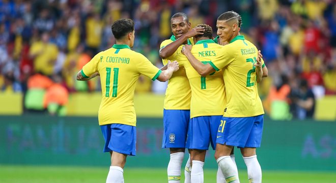 Brasil goleia Honduras no último amistoso antes da Copa América — © Getty Images