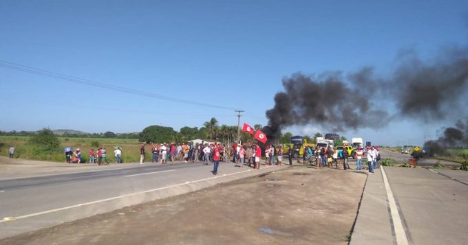 Centrais sindicais param contra a tramitação da reforma que teve seu parecer apresentado nessa quinta-feira (14) — © Ascom/PRF