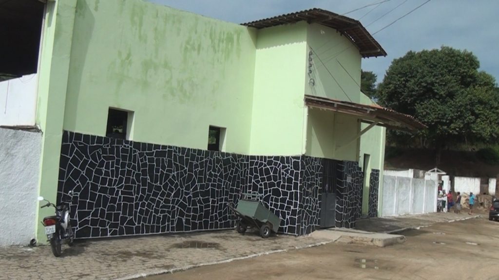 Após 15 dias, Prefeitura de São José da Laje fala pela primeira vez sobre matadouro