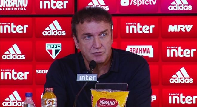 Técnico do São Paulo é pressionado pela diretoria do clube  — © Rubens Chiri 