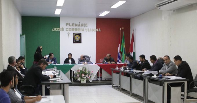 Agora o Plenário conta com um ambiente ainda mais harmonizado, e condizente para receber o cidadão que prestigia as sessões — © Gustavo Lopes/BR104