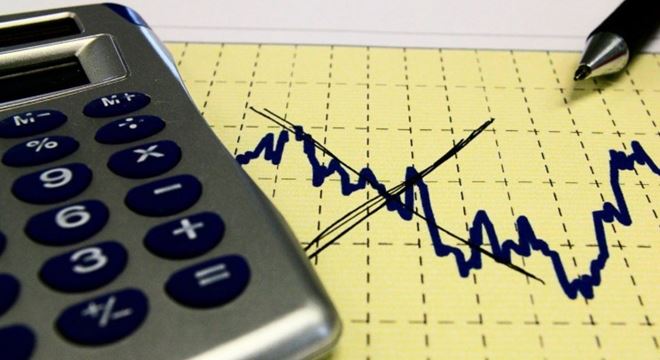 Mercado projeta crescimento de 0,82% na economia brasileira em 2019