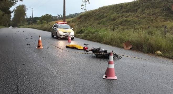Motociclista morre em colisão frontal ocorrida na AL-465, em Porto Calvo — © Motociclista morre em colisão frontal ocorrida na AL-465, em Porto Calvo — © Divulgação/BPRv