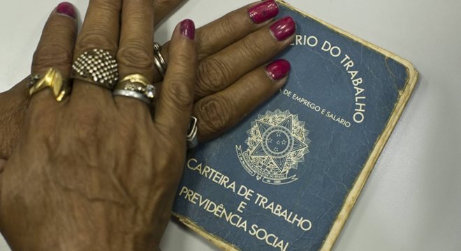 Mulheres poderão se aposentar de forma integral 5 anos antes dos homens — © Márcia Foletto