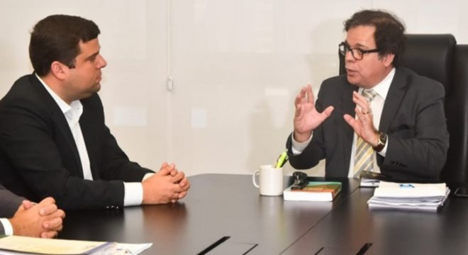 Reunião discute pagamentos de aluguel social para moradores do Mutange — © Marco Antônio