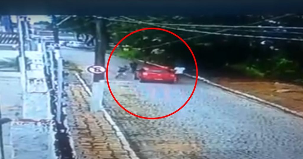 Após sequestrar empresário, criminosos colidem com veículo durante perseguição