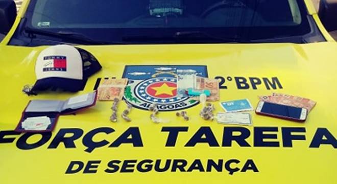 Homem é preso por tráfico de drogas durante patrulhamento da PM em União