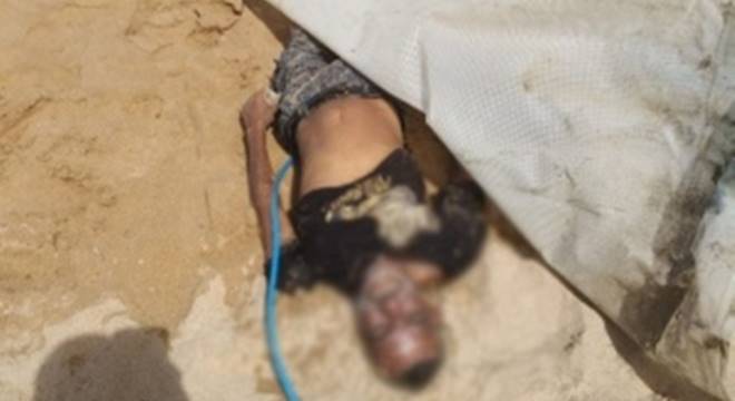 O corpo de Douglas Faiban da Silva, de 53 anos, foi encontrado em um trecho de praia próximo a condomínios residenciais — © Cortesia