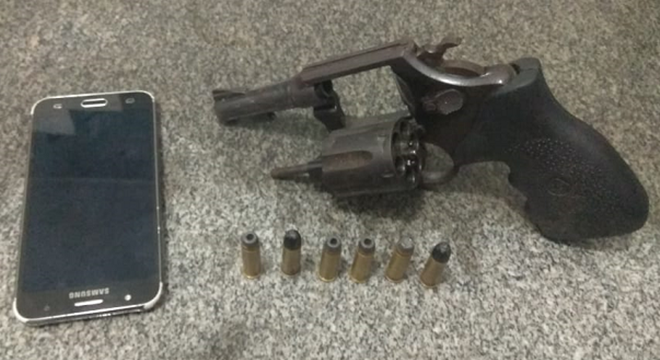 Polícia prende suspeitos de roubar celular em União dos Palmares