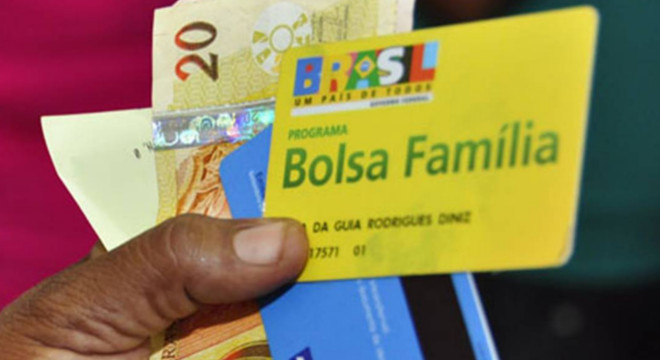 O pagamento será feito de acordo com o último número do NIS (Número de Identificação Social) impresso no Cartão Bolsa Família — © Divulgação