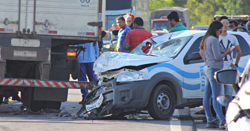 Laudo aponta que acidente envolvendo carro do SAAE foi causado por motociclista