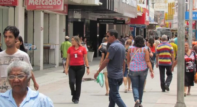 Bancos e comércio funcionam normalmente no feriado do servidor público — Divulgação