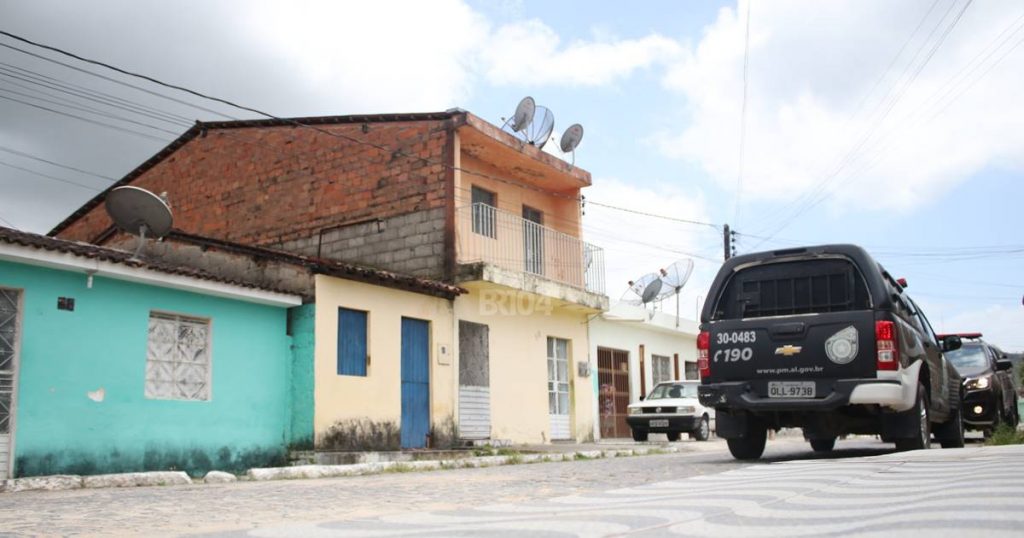 Corpo em decomposição é encontrado dentro de casa em União dos Palmares
