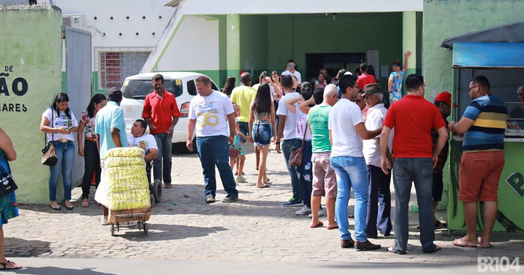 Filas marcam início da votação para Conselho Tutelar em União dos Palmares — © Gustavo Lopes/BR104
