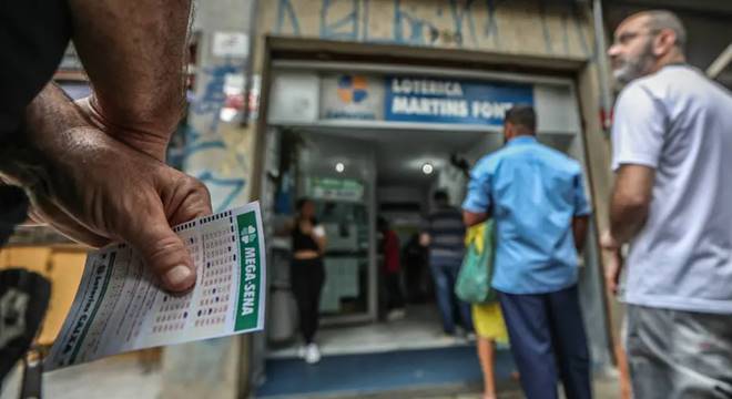 Governo autoriza reajuste e Mega-Sena passará a custar R$ 4,50 — © Gabriela/Biló/Estadão