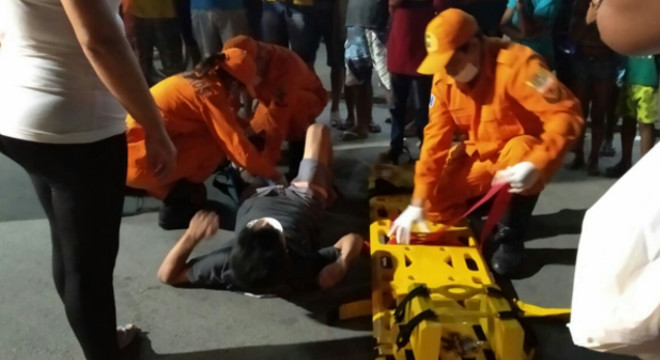 Motorista de carro foge após se envolver em acidente com moto em União — © Jamerson Lucena/BR104