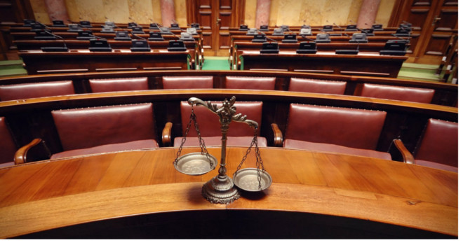 Acusado de atear fogo nos filhos é condenado a 6 anos no regime semiaberto