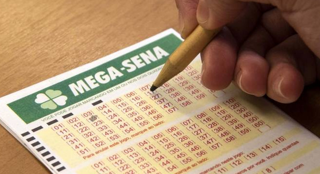 Mega-Sena pode pagar R$ 28 milhões neste sábado (27/03) — © Reprodução