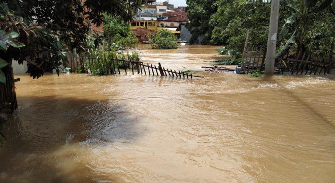 Chuva no Espírito Santo deixa dois mortos e 310 desabrigados