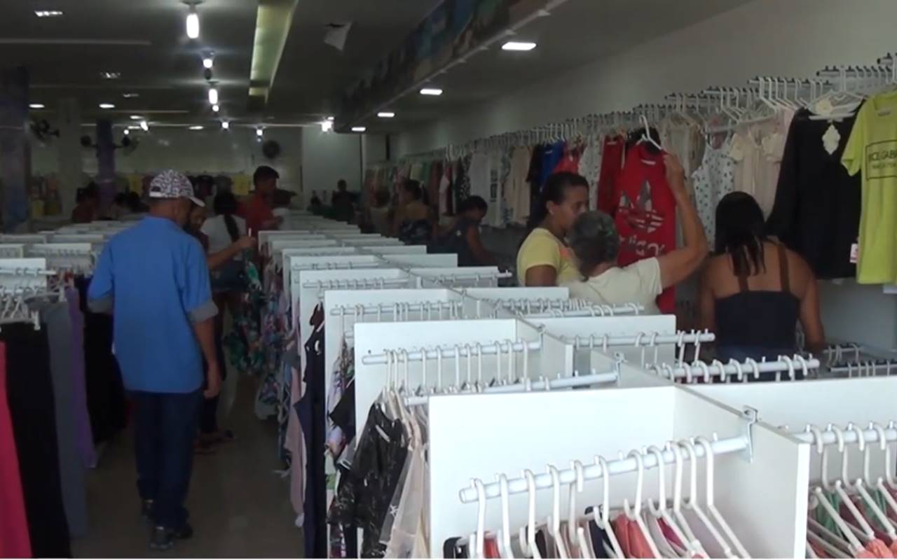 Com o fechamento de indústrias, comércio de União dos Palmares tenta se reerguer — © Reprodução/BR104