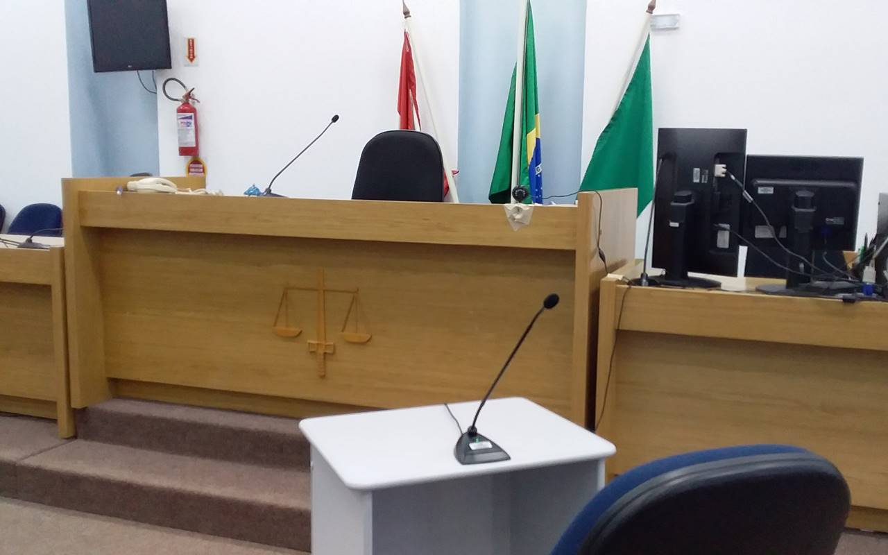 Julgamento foi conduzido pelo titular da 9ª Vara Criminal, juiz Geraldo Cavalcante Amorim — © Ilustração