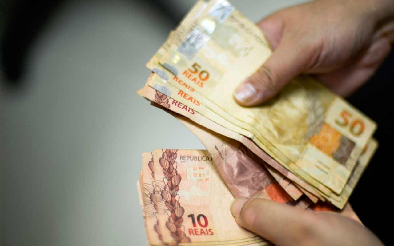 Coronavale: cerca de 24 milhões de brasileiros poderão ser beneficiados