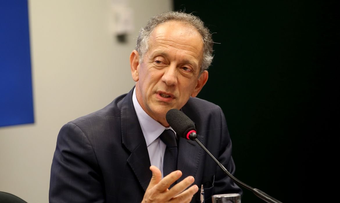 CBF projeta retorno de treinos com clubes de futebol em meio a pandemia