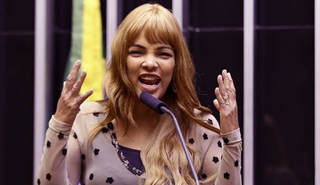 Flordelis usava sangue dos filhos para rituais secretos, diz testemunha