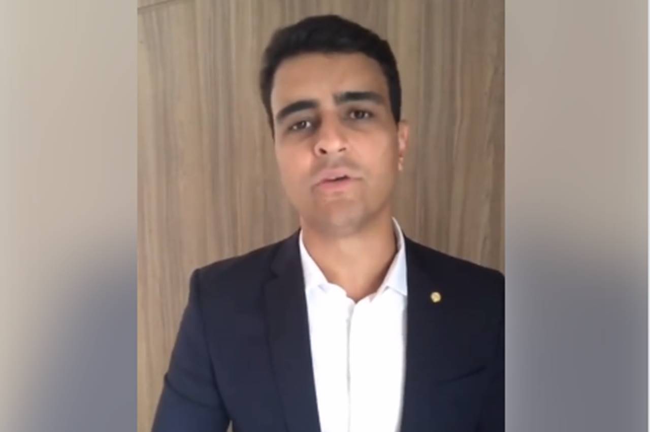 JHC critica prejuízo de R$10 milhões na compra de respiradores em Alagoas