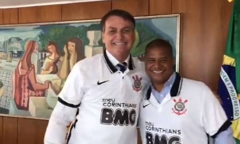 Presidente Jair Bolsonaro e Marcelinho Carioca — © Reprodução