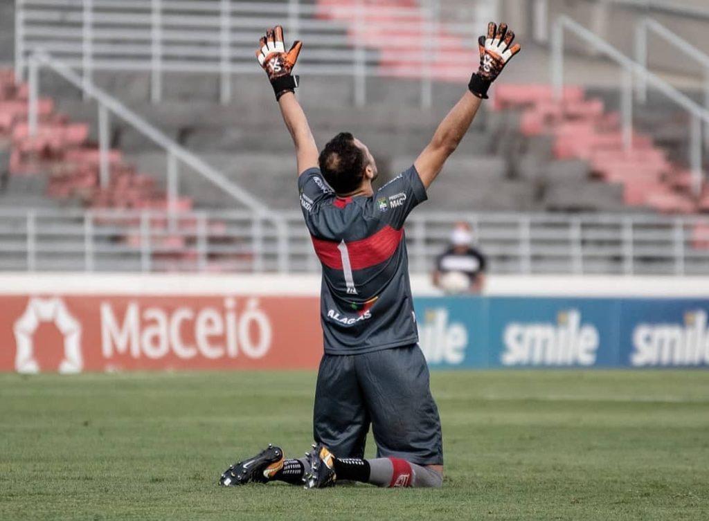 Em jogo sofrido, CRB vence o ASA nos pênaltis e se classifica para final do Campeonato Alagoano