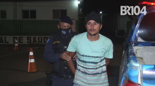 Homem preso pela guarda municipal de Ibateguara - BR104