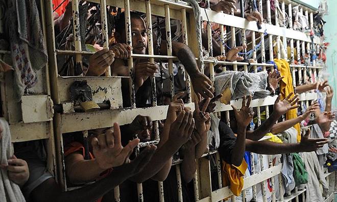 Alagoas: Ao menos 600 presos deixaram unidades prisionais durante pandemia