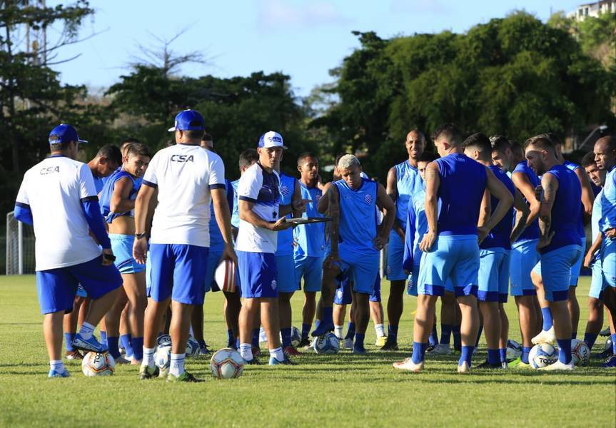 Mais 9 jogadores são diagnosticados com Covid-19 no CSA