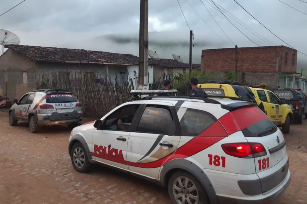 Dois são presos em cumprimento de mandados em União dos Palmares