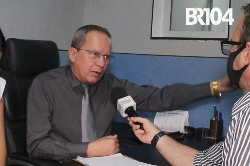 Dr. Paulo Cavalcante durante entrevista ao BR104 | © Reprodução